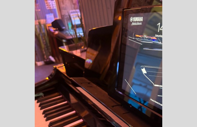 Used Yamaha CSP150 Polished Ebony Digital Piano Complete Package (SN:BCXP01002) - Image 6